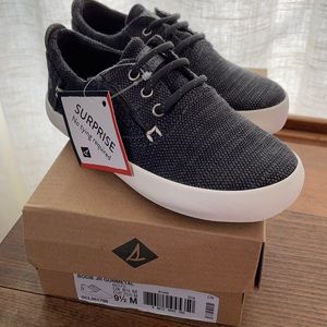 Sperry navy sneakers